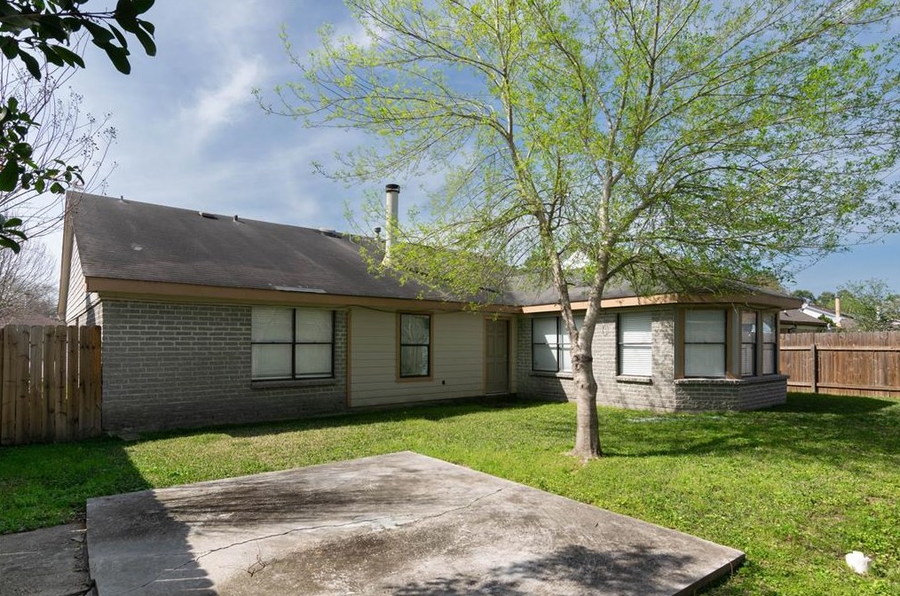 19926 Big Timber Dr, Humble, TX 77346-1112