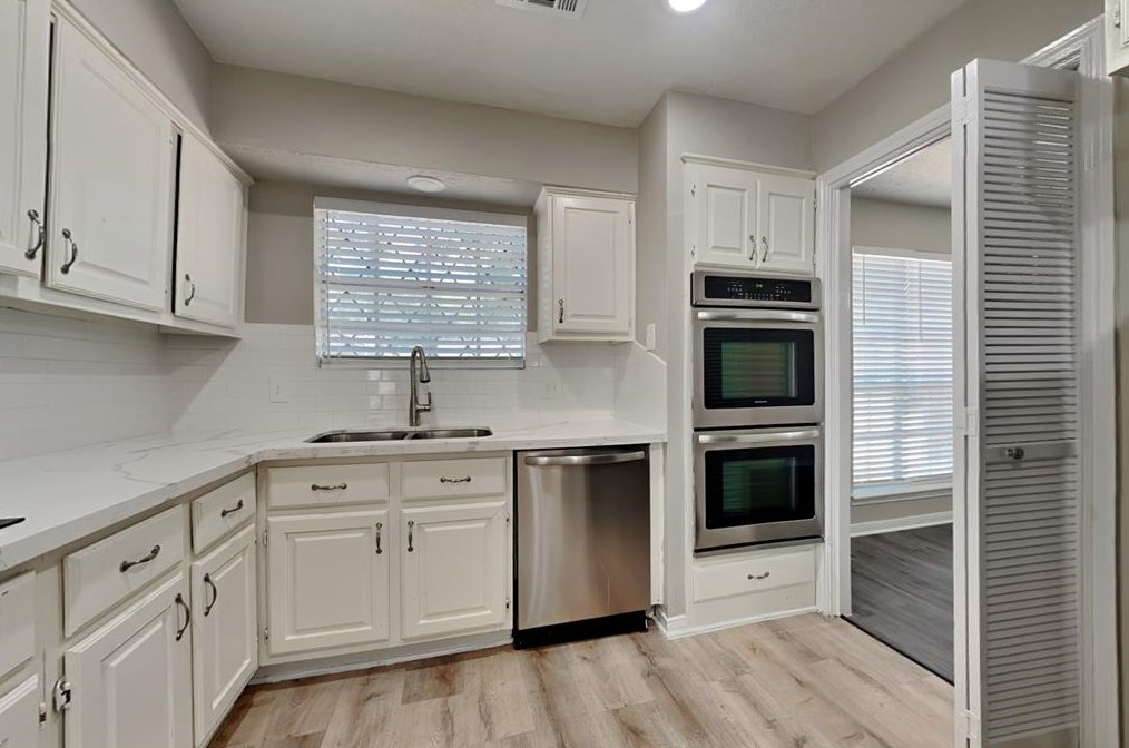 3619 Chapel Square Dr, Spring TX  77388-5013 exterior