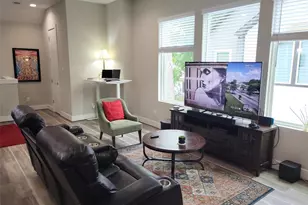 240 Julia St, Houston, TX 77022 - Photo 10