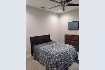 240 Julia Street #A, Houston, TX 77022 - Photo 36