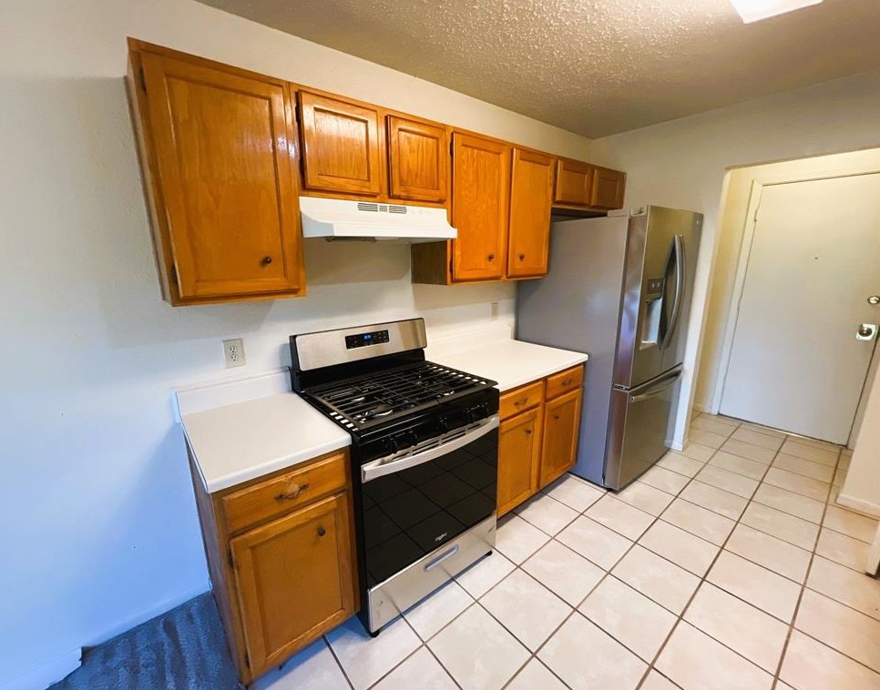 9630 Poynes Dr, Houston, TX 77065