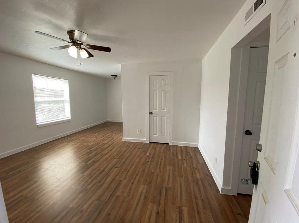 2803 Cypress Bend Cir #c, Bryan, TX 77801