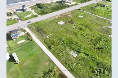 1021 Faggards Road, Gilchrist, TX 77617 - Photo 32