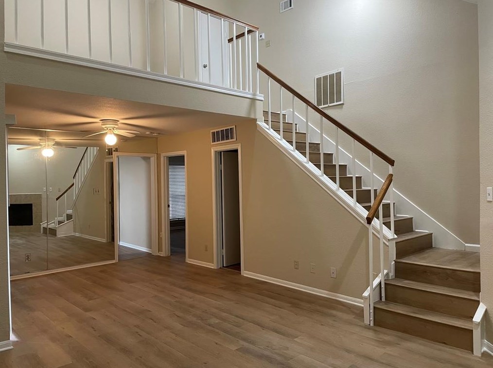 3100 Walnut Bend Ln #102, Houston, TX 77042