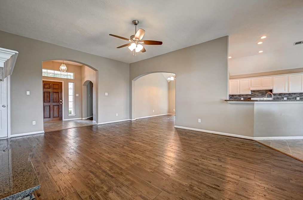 16119 Aberdeen Frst Dr, Houston TX  exterior