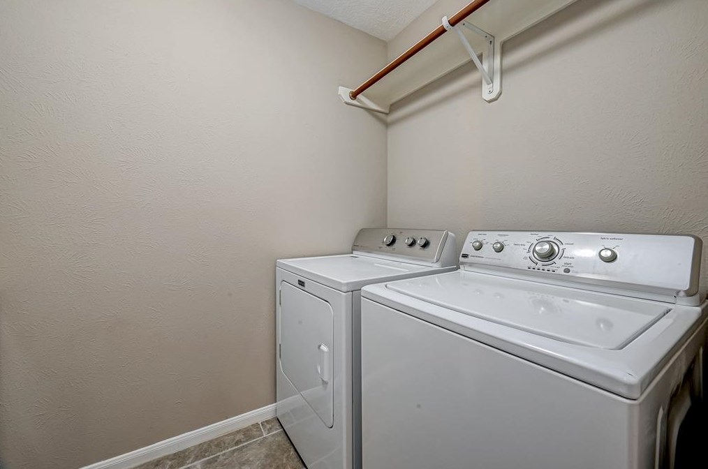 16119 Aberdeen Frst Dr, Houston TX  exterior