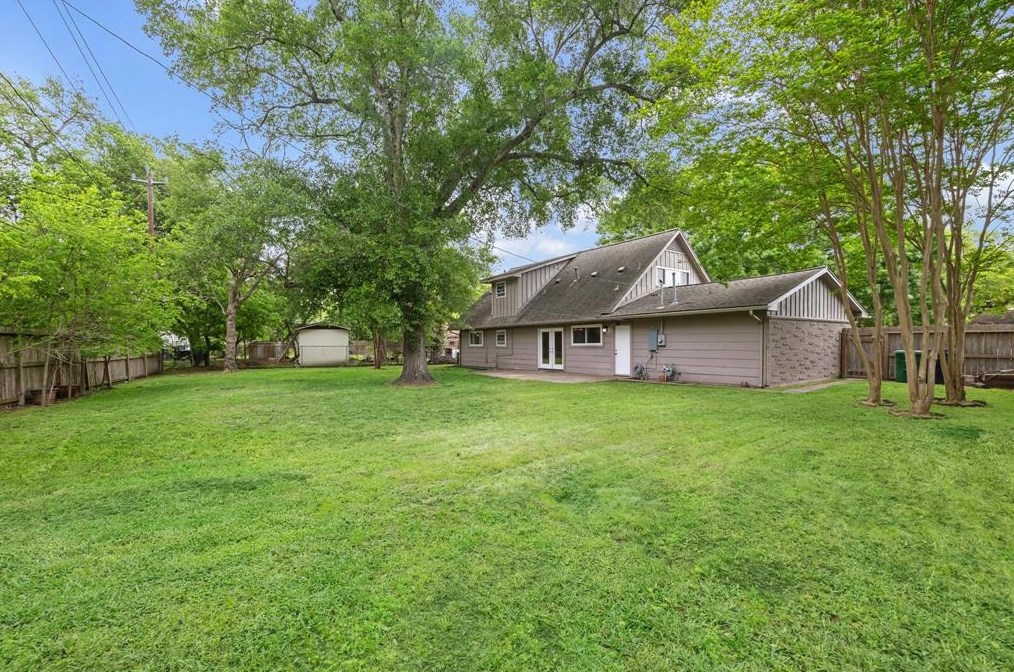 7218 Triola Ln, Houston TX  77074-4717 exterior