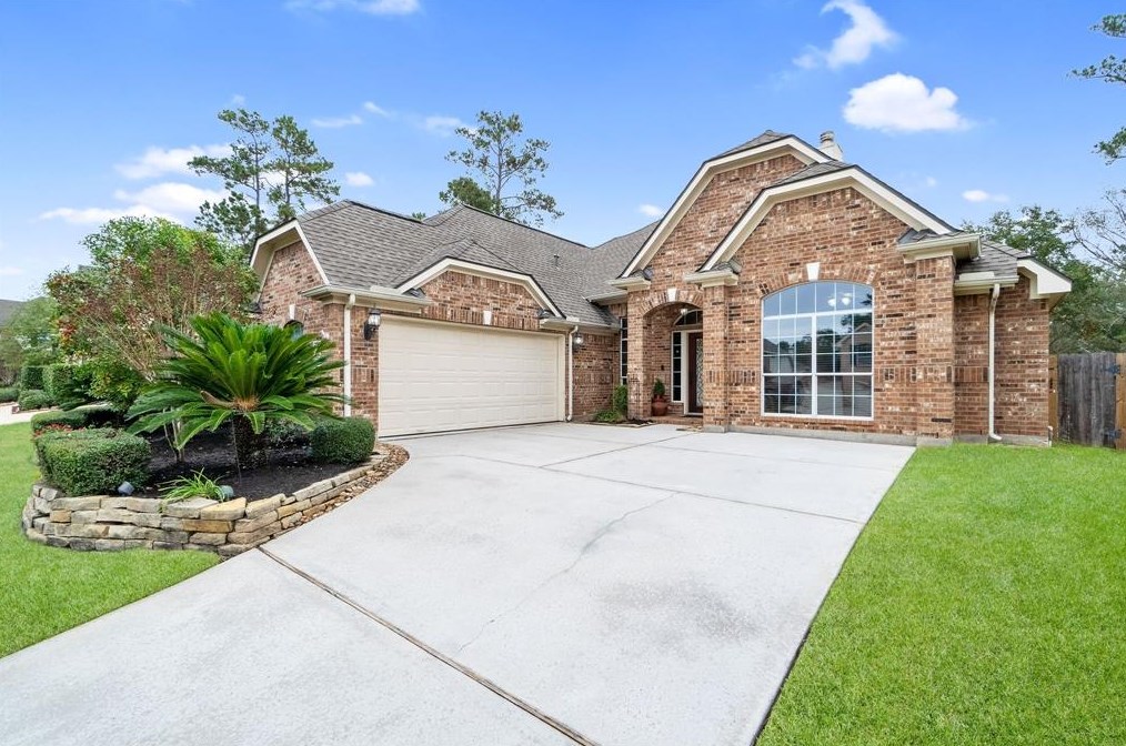 10 Pirouette Pl, Spring, TX 77382-2873