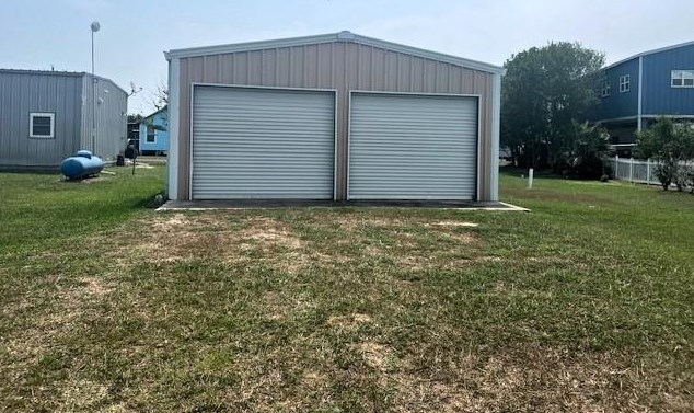 904 Margie Tewmey Rd, Green Lake, TX 77979-5983