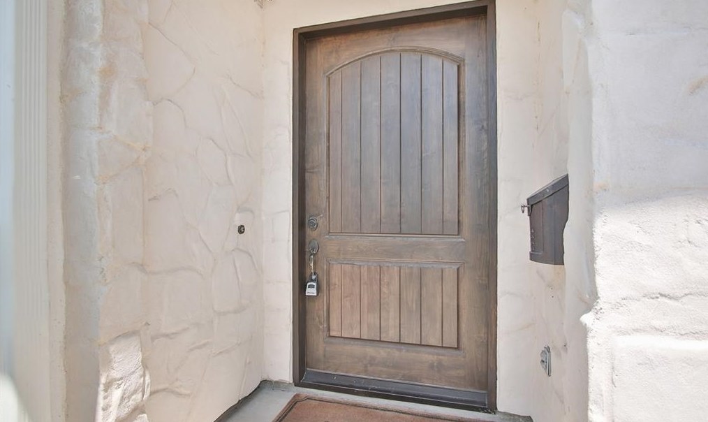 6012 Tyne St, Houston TX  77007-3042 exterior