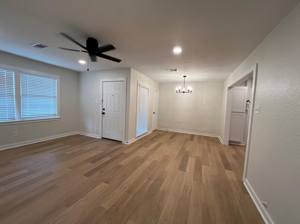 235 Acacia St, Richwood, TX 77566
