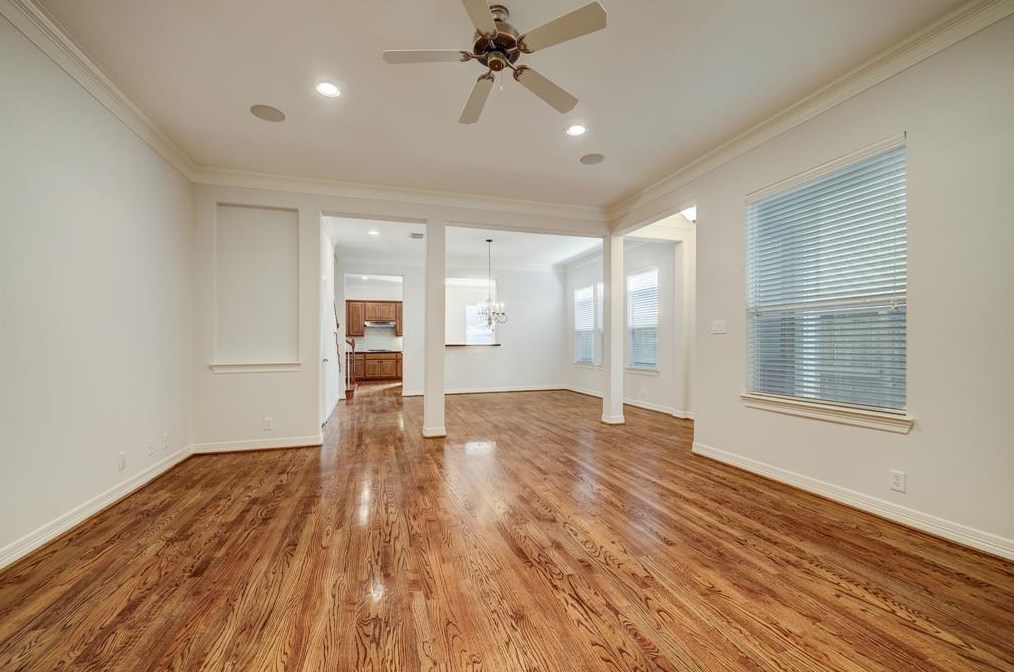 5325 Elm St, Houston TX  77081-3701 exterior