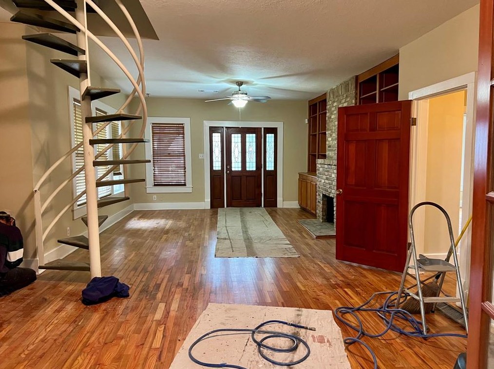 707 Peden St, Houston TX  77006-1334 exterior