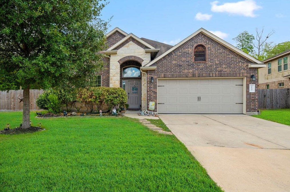 2127 Antler Trails Dr, Crosby, TX 77532-7775