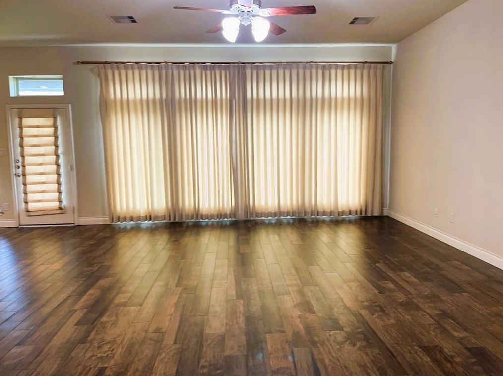 2302 Lost Bridge Ln, Pearland, TX 77584