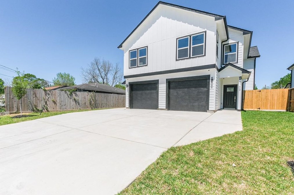 5103 Briscoe St #b, Houston, TX 77033