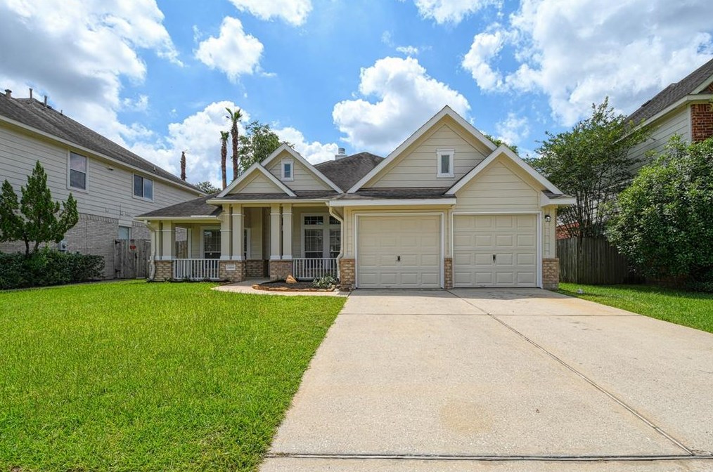 20826 Meadowhill Dr, Spring TX  77388-4236 exterior