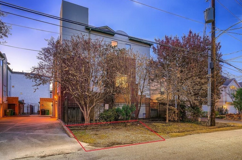 507 Detering St, Houston, TX 77007