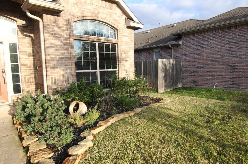 18518 Bristol Point Ln, Tomball, TX 77377