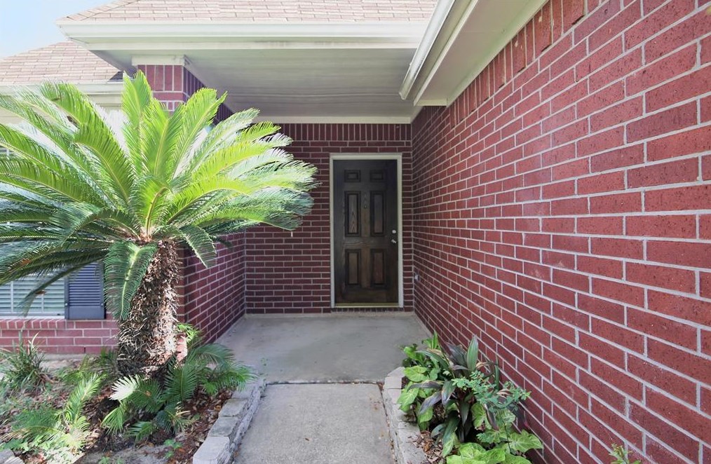 16206 Coleburn Dr, Houston, TX 77095