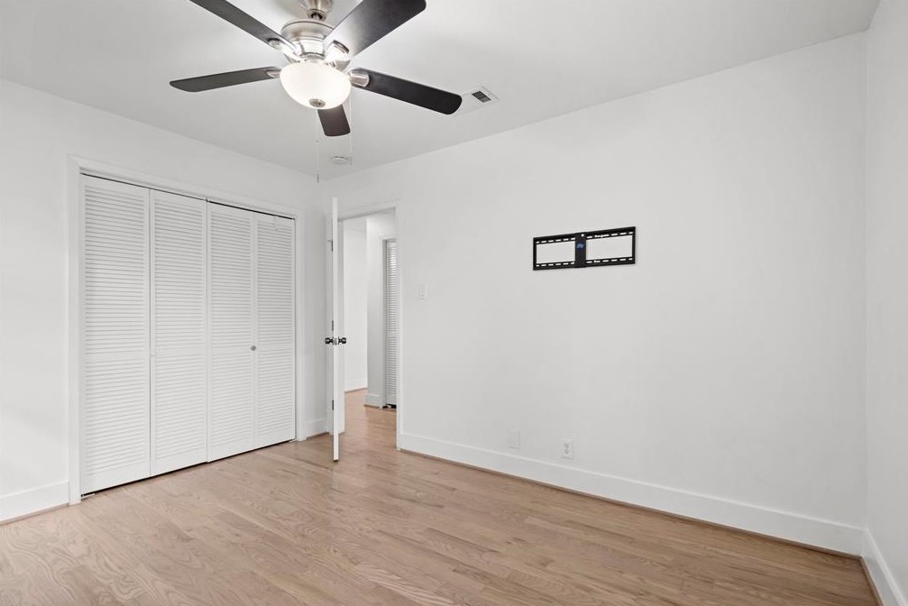2005 Sedgie Dr, Houston TX  77080-5351 exterior