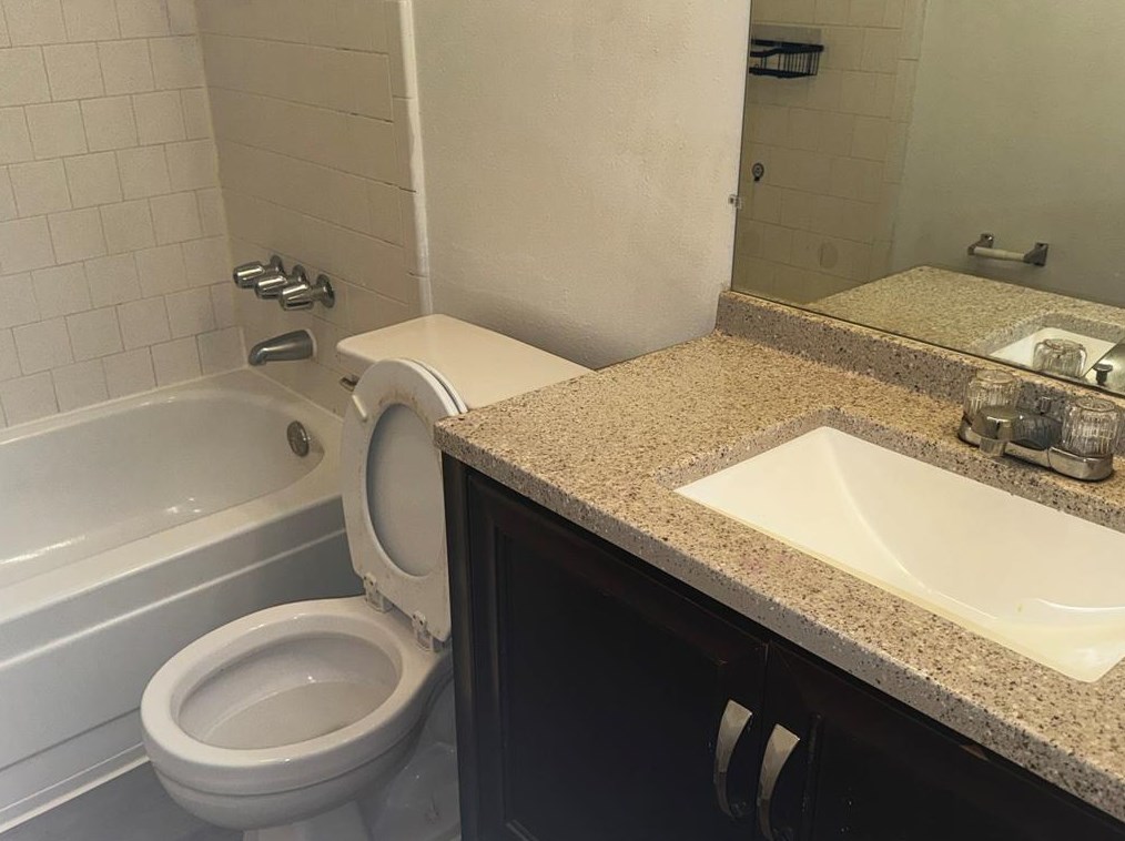 9622 Thistle Trl Dr, Houston TX 77070-1963 exterior