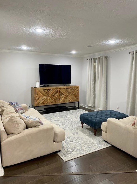 5607 43 St, Houston TX  77022-4634 exterior