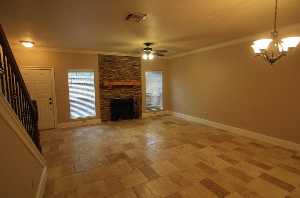 17627 Red Oak Dr # 7627, Houston, TX