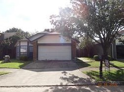 7315 Puerta Vallarta Dr, Houston, TX 77083