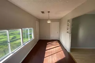 5810 Belmark St, Houston, TX 77033 - Photo 4