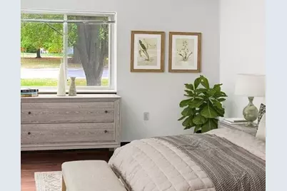 319 E 12th St, Anderson, IN 46016 - Photo 6