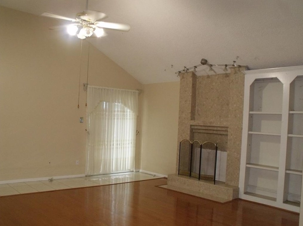 12826 Ashford Meadow Dr, Houston TX  77082-2137 exterior