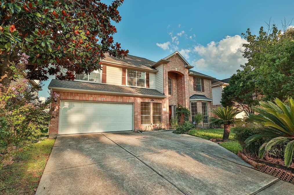 13806 Vickston Ln, Houston, TX 77014-2782