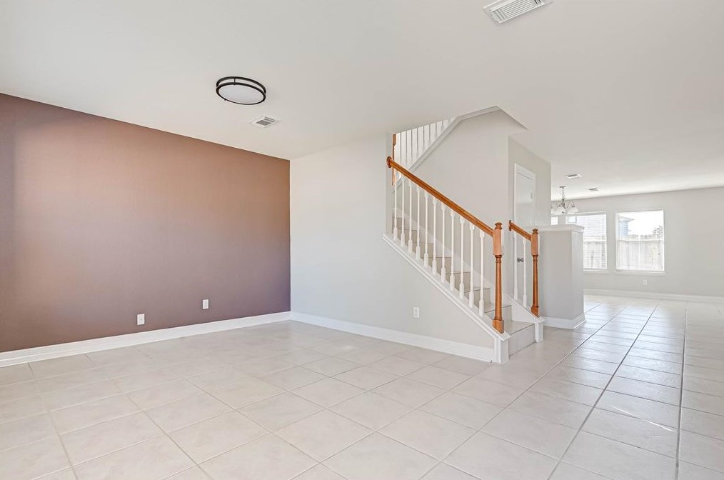 7919 Autumn Fall St, Baytown, TX 77523