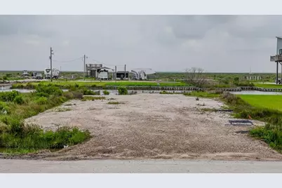 1400 Van Sant, Gilchrist, TX 77617 - Photo 2