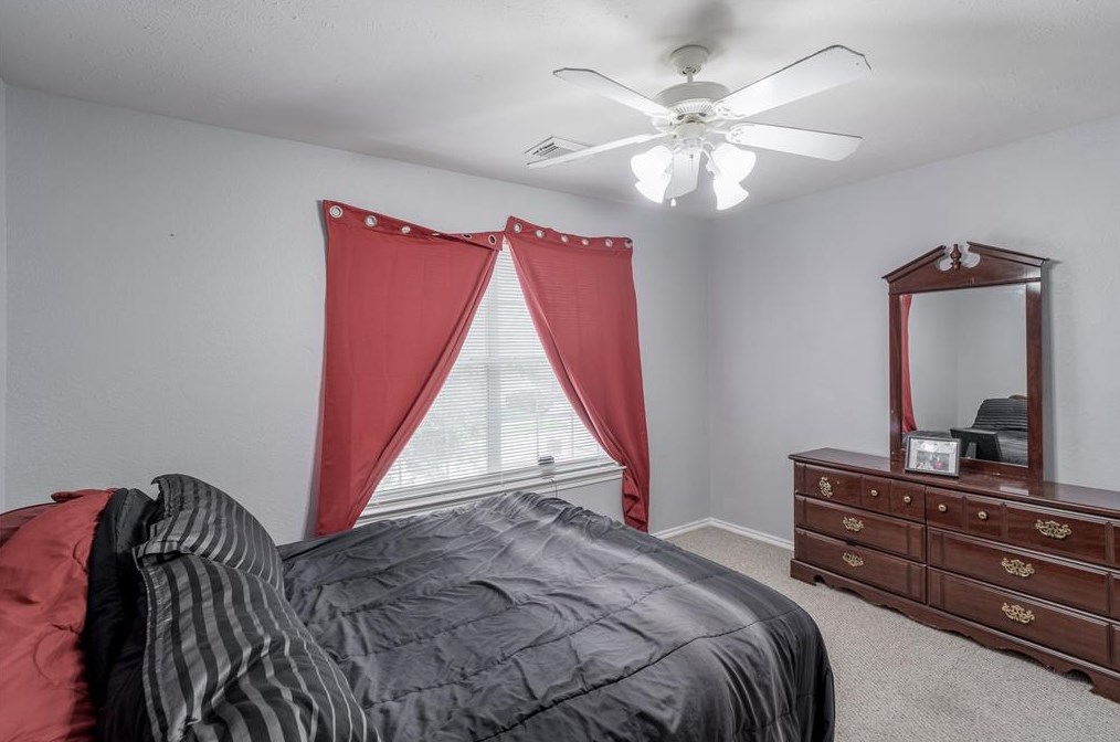 6722 Mahan Wood Dr, Humble TX 77346-3363 exterior