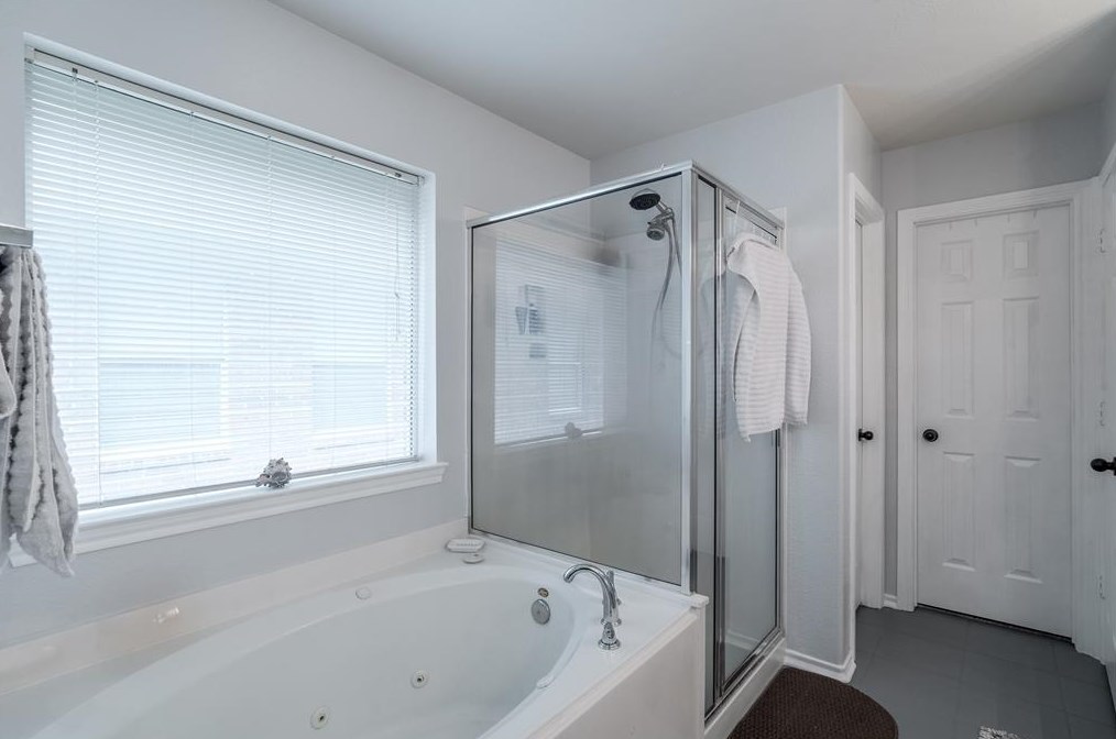 6722 Mahan Wood Dr, Humble TX 77346-3363 exterior