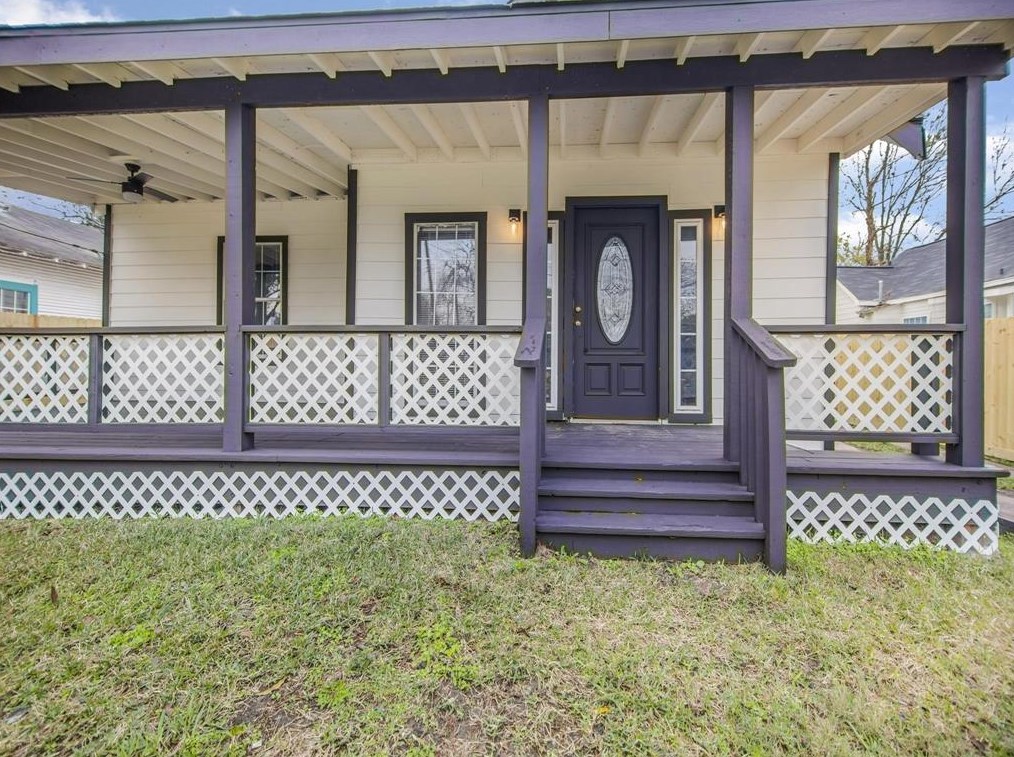 5108 Clay St, Houston TX  77023-2008 exterior