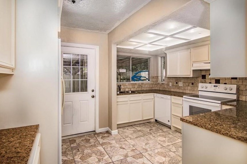 23427 Cimber Ln, Spring, TX 77373