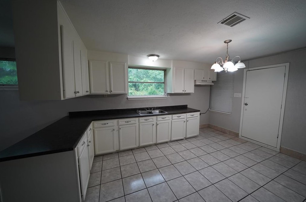 14918 Ashtex Dr, Humble, TX 77396