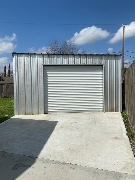 15513 Vonnett St, Channelview, TX 77530