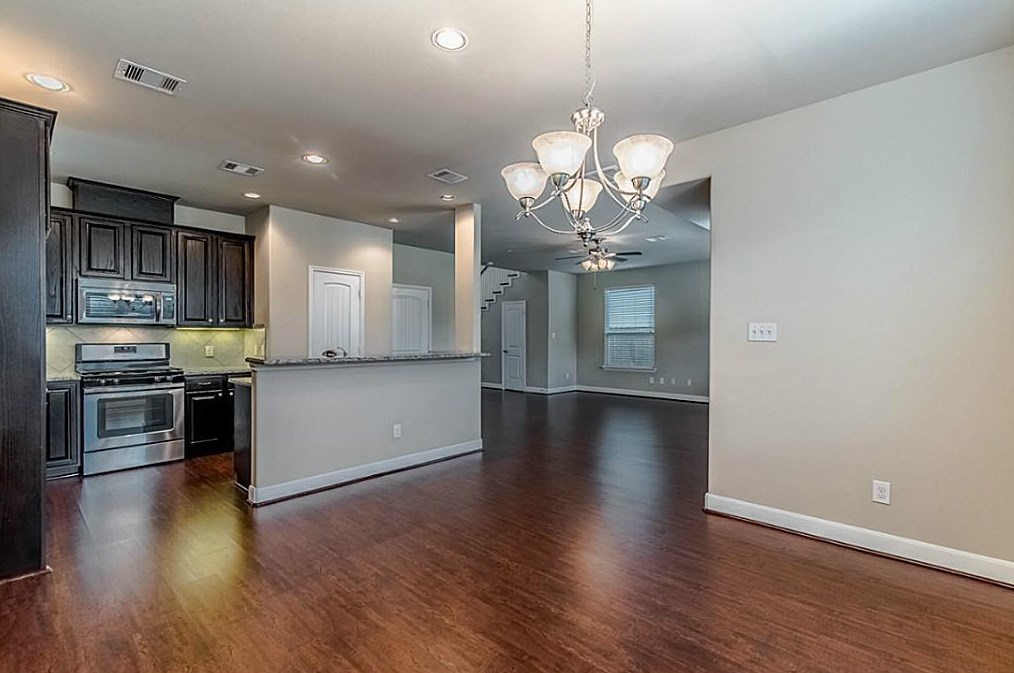 9206 Drewberry St, Houston, TX 77080