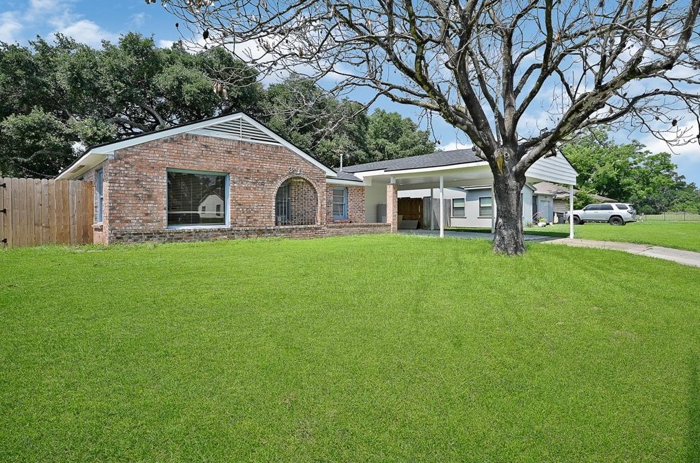 3710 Odin Ct, Houston, TX 77021-1325