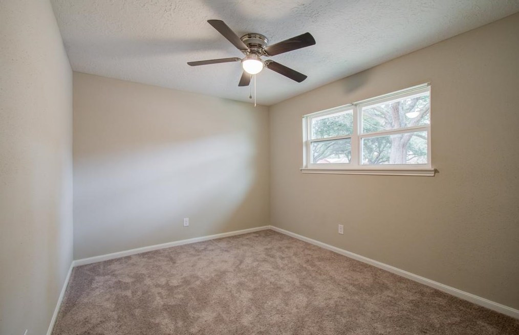 8903 Abbeydale Dr, Houston TX  77031-3002 exterior