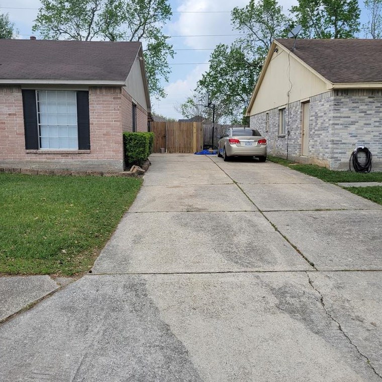 2403 Autumn Springs Ln, Spring TX  77373-6177 exterior