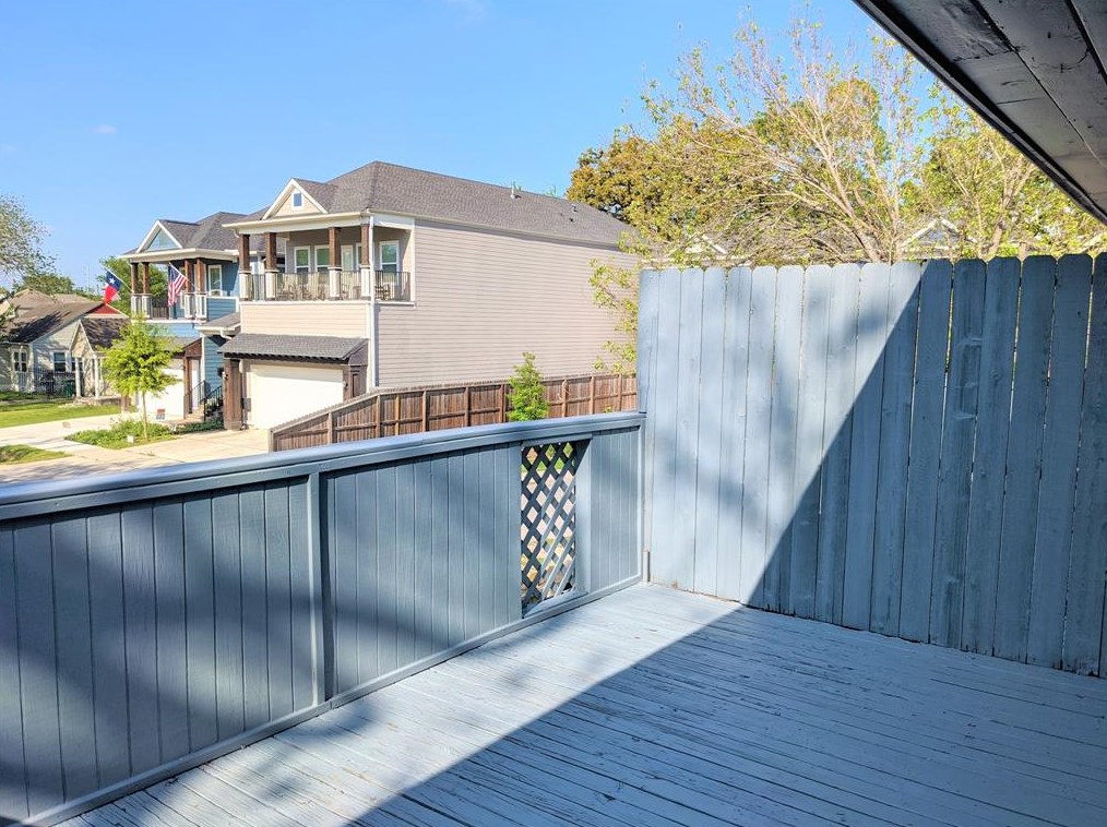 915 Alexander St #4, Houston, TX 77008