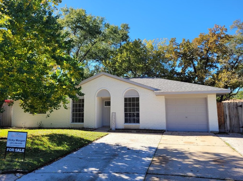 9623 Arvin St, Houston, TX 77078-2801