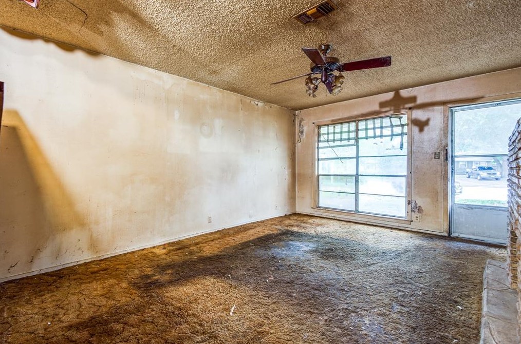 3215 Soway, Houston TX 77080-3519 exterior