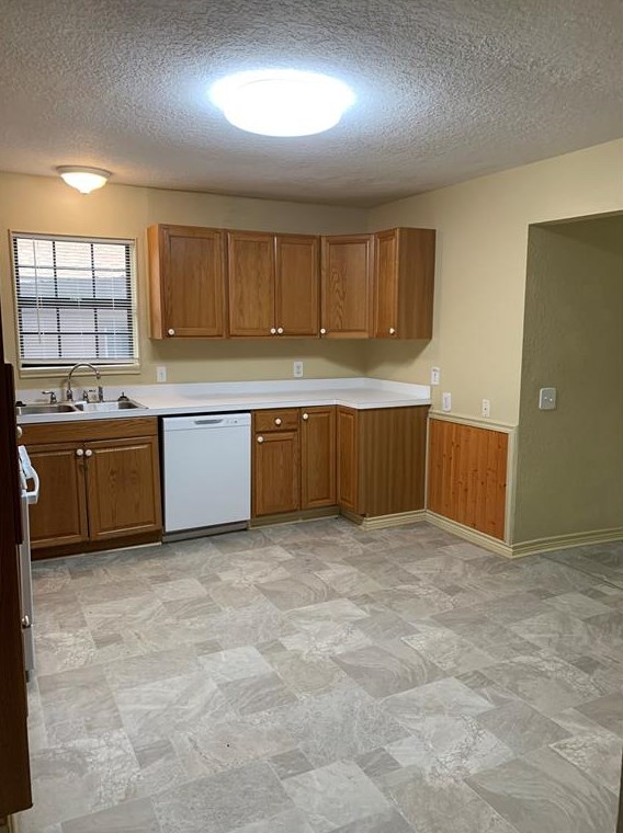 206 N Orange St, Sugar Valley, TX 77480