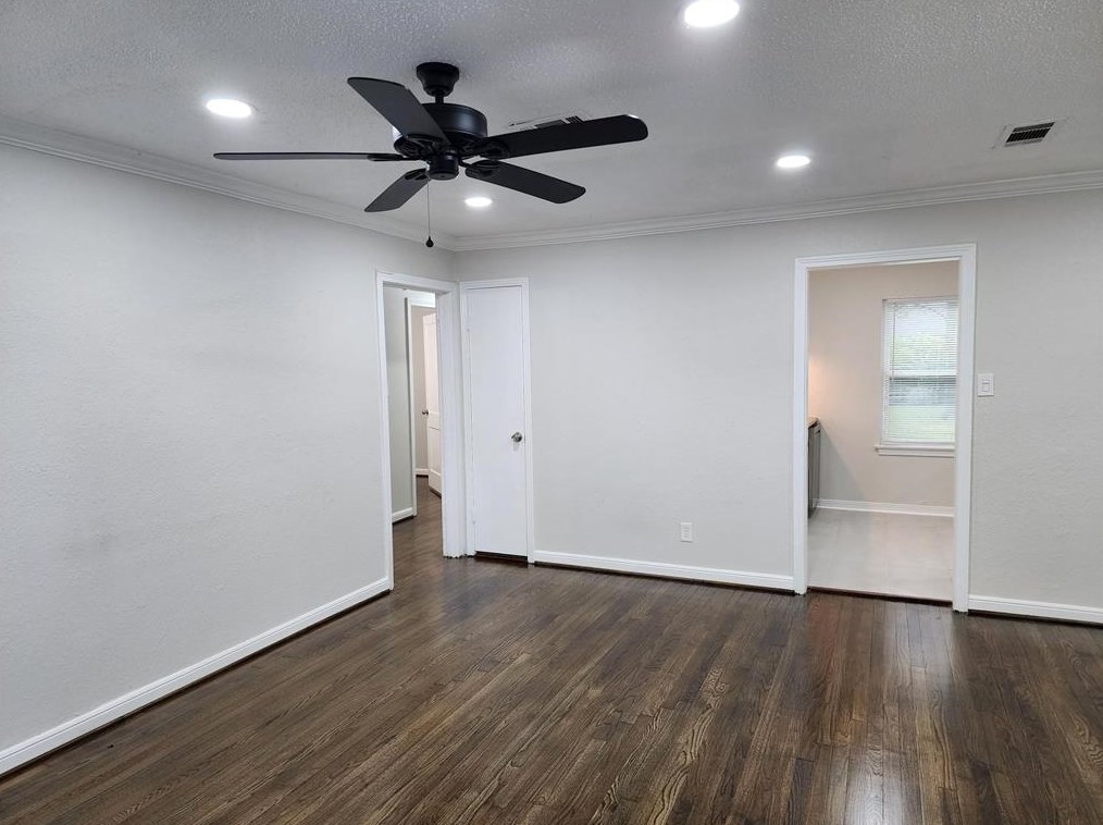 7419 Jalna St, Houston TX  77055-3729 exterior